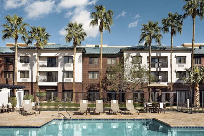 Imagen de la piscina del Hotel Sonesta Select Tempe Downtown. Foto 19