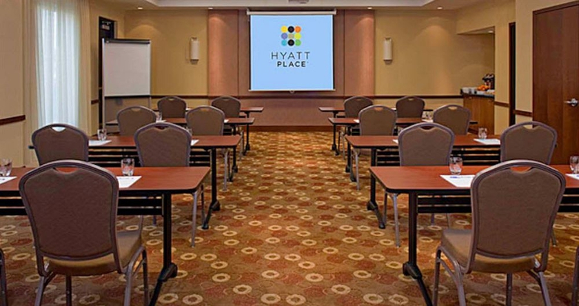 Imagen de los interiores del Hotel Sonesta Select Tucson Airport. Foto 9