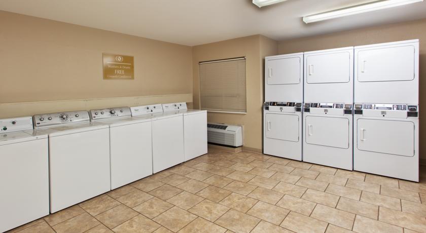 Imagen de los interiores del Hotel Sonesta Simply Suites Albuquerque. Foto 7