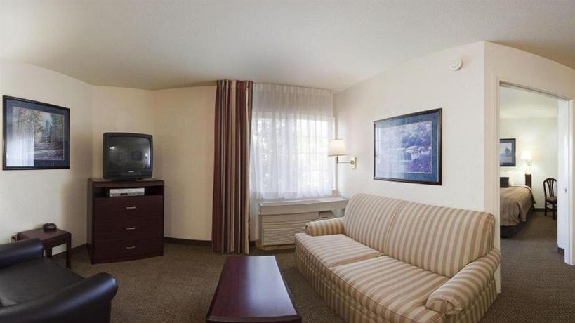 Imagen de los interiores del Hotel Sonesta Simply Suites Anaheim. Foto 14