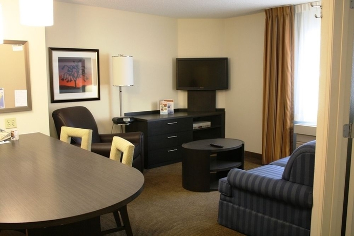 Imagen de la habitación del Hotel Sonesta Simply Suites Arlington. Foto 4