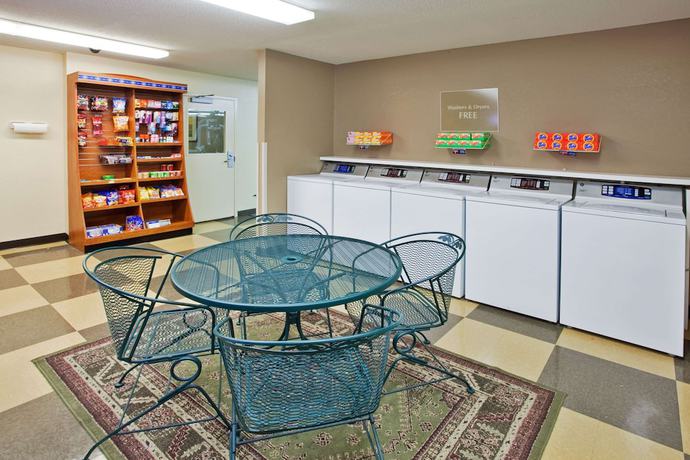 Imagen de los interiores del Hotel Sonesta Simply Suites Atlanta Gwinnett Place. Foto 15