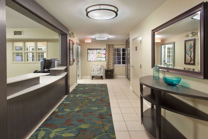 Imagen de los interiores del Hotel Sonesta Simply Suites Atlanta Gwinnett Place. Foto 17