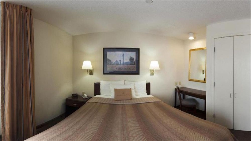 Imagen de la habitación del Hotel Sonesta Simply Suites Boston Braintree. Foto 3