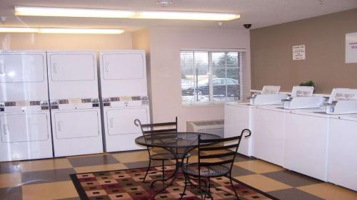 Imagen general del Hotel Sonesta Simply Suites Chicago Libertyville. Foto 11