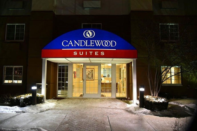 Imagen general del Hotel Sonesta Simply Suites Chicago O'hare Airport. Foto 3