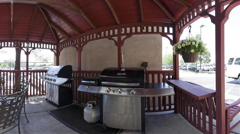 Imagen de los exteriores del Hotel Sonesta Simply Suites Chicago O'hare Airport. Foto 7