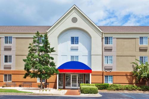 Imagen general del Hotel Sonesta Simply Suites Cleveland North Olmsted Airport. Foto 12