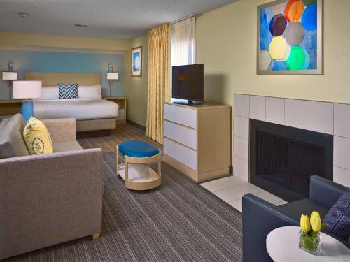 Imagen de la habitación del Hotel Sonesta Simply Suites Cleveland Westlake. Foto 14