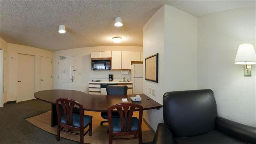 Imagen de la habitación del Hotel Sonesta Simply Suites Dallas Las Colinas. Foto 4