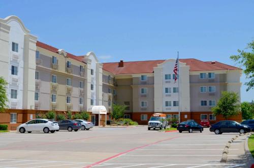 Imagen general del Hotel Sonesta Simply Suites Dallas Las Colinas. Foto 9