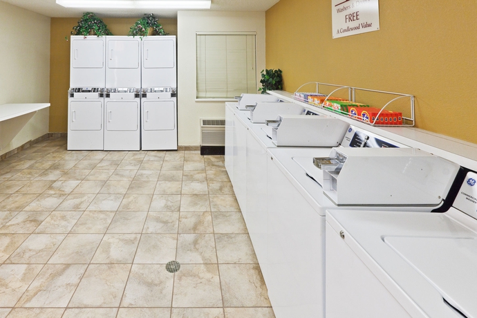 Imagen de los interiores del Hotel Sonesta Simply Suites Dallas Las Colinas. Foto 16