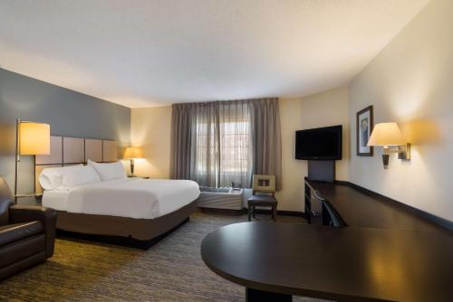 Imagen de la habitación del Hotel Sonesta Simply Suites Des Moines. Foto 12