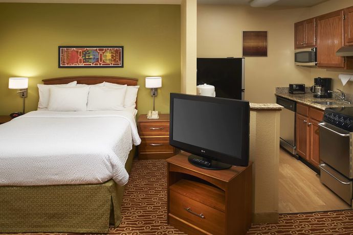Imagen de la habitación del Hotel Sonesta Simply Suites Detroit Novi. Foto 2