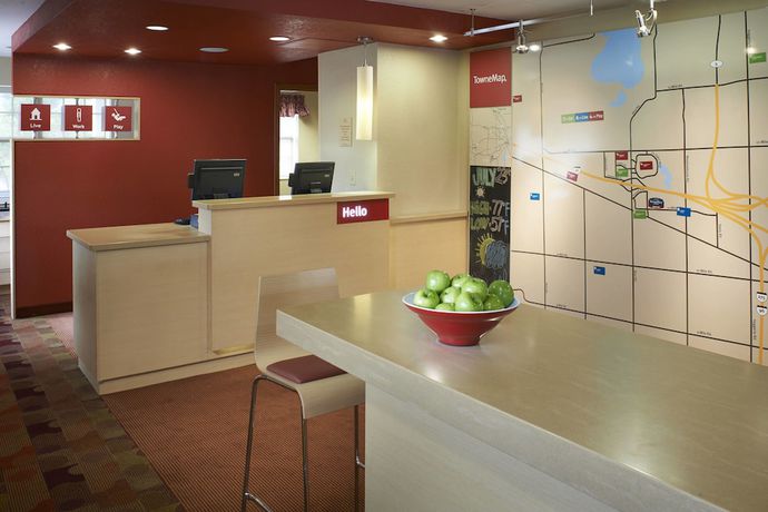 Imagen de los interiores del Hotel Sonesta Simply Suites Detroit Novi. Foto 11
