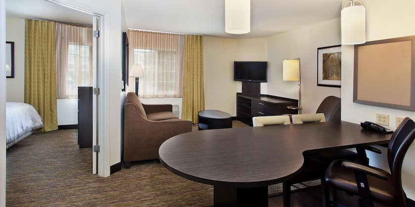 Imagen de la habitación del Hotel Sonesta Simply Suites Detroit Warren. Foto 11