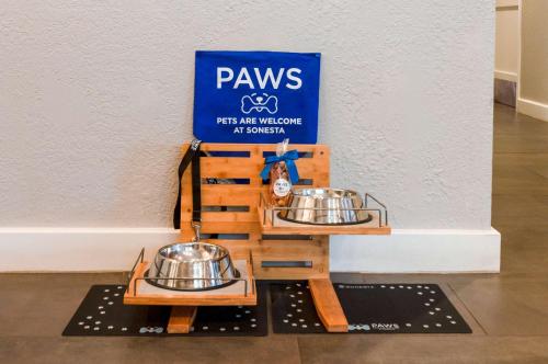 Imagen de la habitación del Hotel Sonesta Simply Suites Falls Church. Foto 20