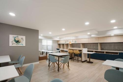 Imagen general del Hotel Sonesta Simply Suites Falls Church. Foto 9