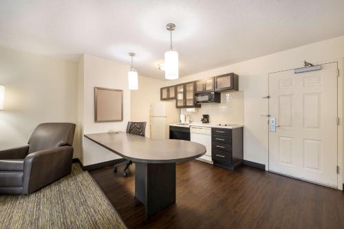 Imagen de la habitación del Hotel Sonesta Simply Suites Hampton. Foto 10