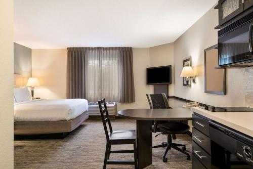 Imagen de la habitación del Hotel Sonesta Simply Suites Hampton. Foto 19