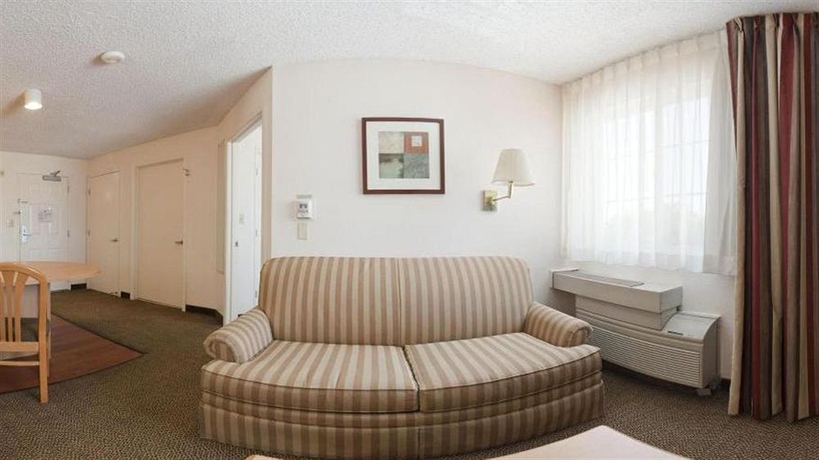 Imagen de los interiores del Hotel Sonesta Simply Suites Houston Galleria Medical Center. Foto 16