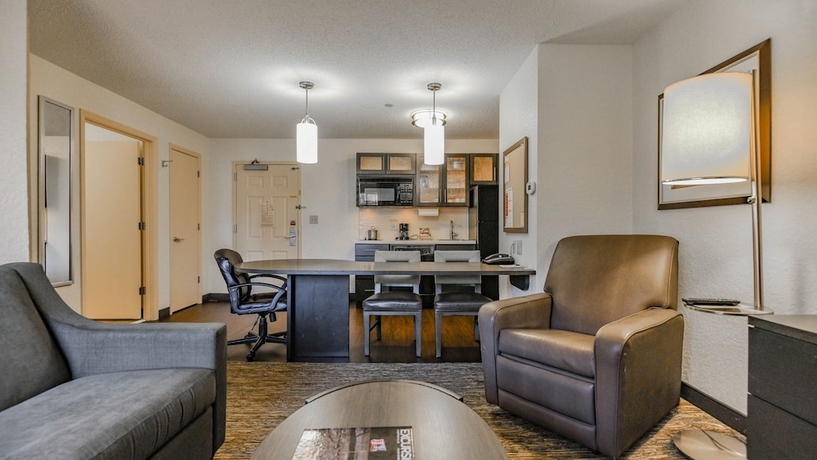 Imagen de la habitación del Hotel Sonesta Simply Suites Huntsville Research Park. Foto 15