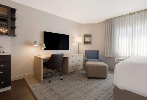 Imagen de la habitación del Hotel Sonesta Simply Suites Irvine East Foothill. Foto 13