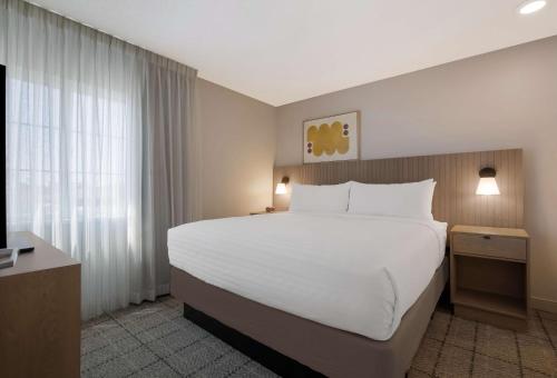 Imagen de la habitación del Hotel Sonesta Simply Suites Irvine East Foothill. Foto 15