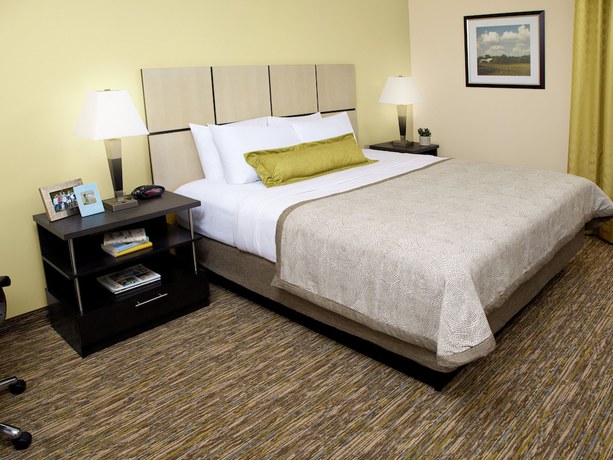 Imagen de la habitación del Hotel Sonesta Simply Suites Irvine Spectrum. Foto 2