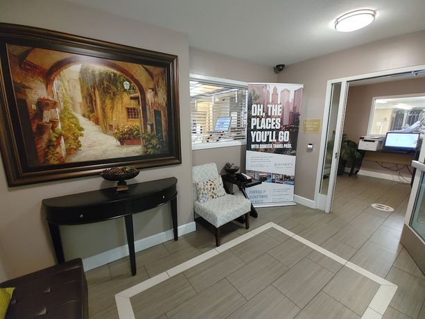 Imagen de los interiores del Hotel Sonesta Simply Suites Irvine Spectrum. Foto 18