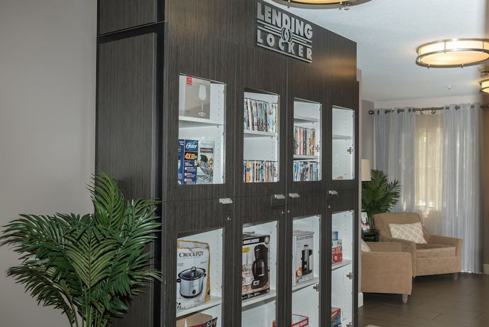 Imagen de los interiores del Hotel Sonesta Simply Suites Irvine Spectrum. Foto 19