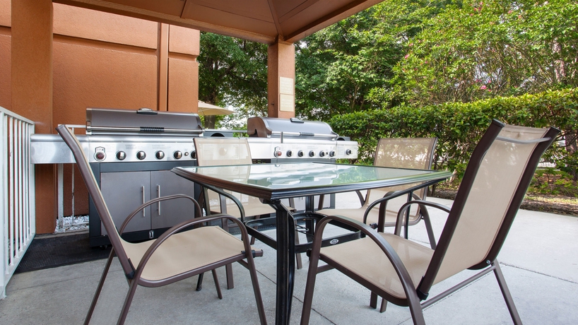 Imagen de los exteriores del Hotel Sonesta Simply Suites Jacksonville. Foto 10