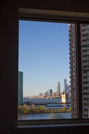 Imagen de la habitación del Hotel Sonesta Simply Suites Jersey City. Foto 13