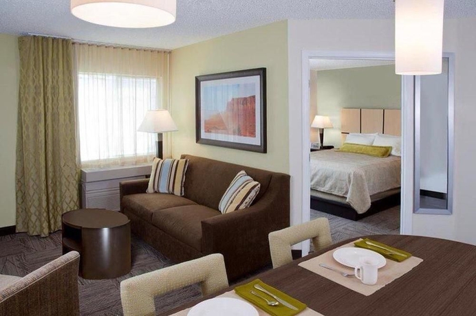 Imagen de los interiores del Hotel Sonesta Simply Suites Las Vegas Convention Center. Foto 14
