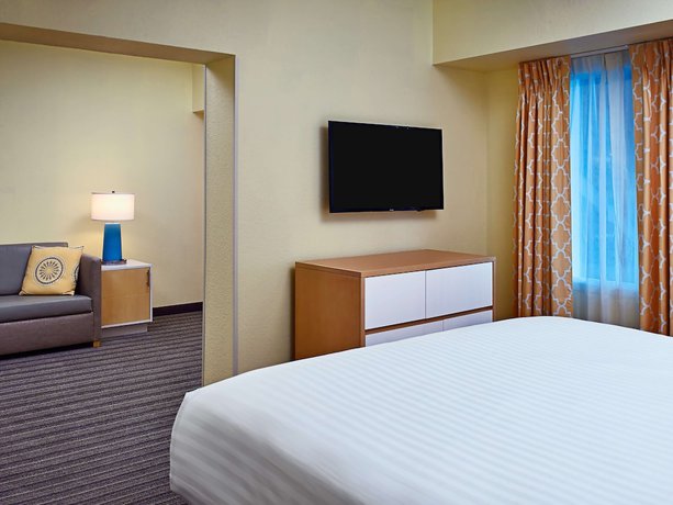 Imagen de la habitación del Hotel Sonesta Simply Suites Memphis East Poplar Pike. Foto 3
