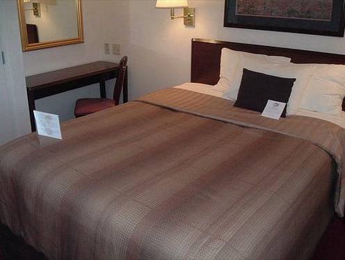 Imagen de la habitación del Hotel Sonesta Simply Suites Minneapolis Richfield. Foto 9