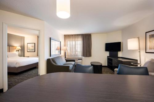 Imagen de la habitación del Hotel Sonesta Simply Suites Nashville Brentwood. Foto 13