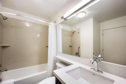 Imagen general del Hotel Sonesta Simply Suites Nashville Brentwood. Foto 5