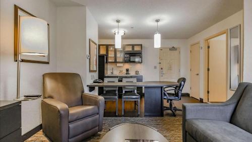 Imagen general del Hotel Sonesta Simply Suites Oklahoma City Airport. Foto 7