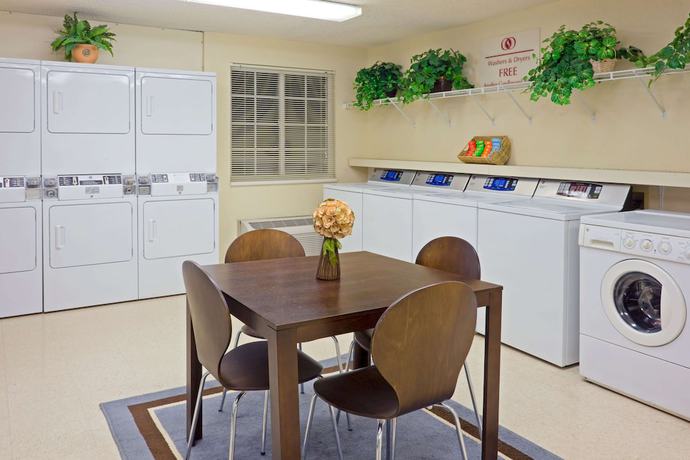 Imagen de los interiores del Hotel Sonesta Simply Suites Philadelphia Mount Laurel. Foto 20