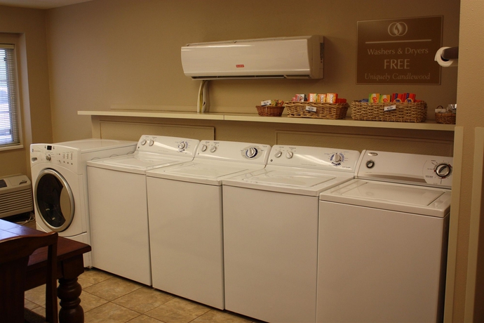 Imagen de los interiores del Hotel Sonesta Simply Suites Phoenix Glendale. Foto 12