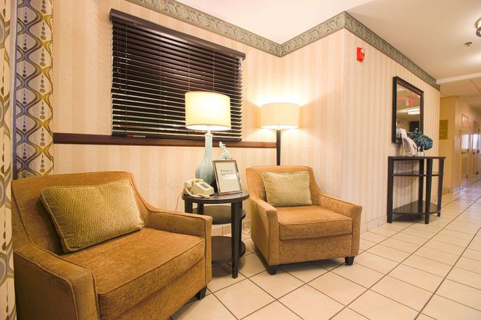 Imagen de los interiores del Hotel Sonesta Simply Suites St Louis Earth Cty. Foto 16