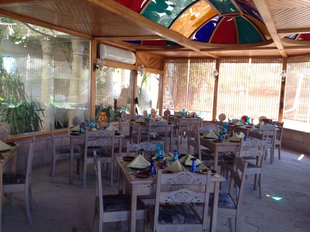 Imagen del bar/restaurante del Hotel Sonesta St George Luxor. Foto 6