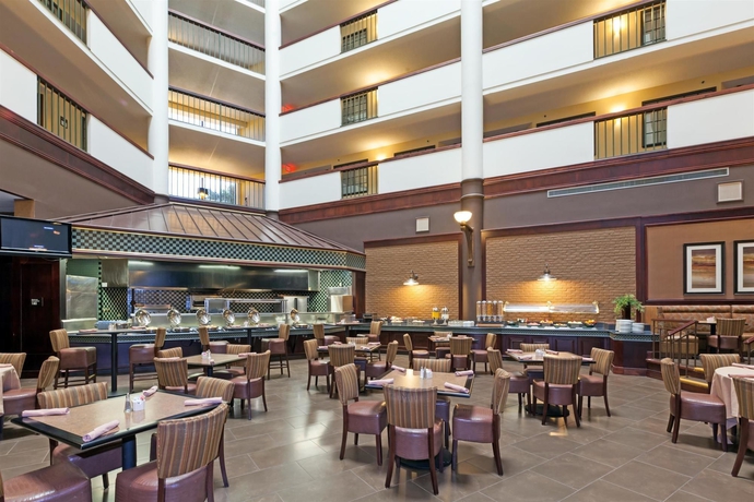 Imagen del bar/restaurante del Hotel Sonesta Suites Dallas Park Central. Foto 2