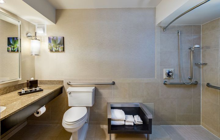 Imagen de la habitación del Hotel Sonesta White Plains Downtown. Foto 11