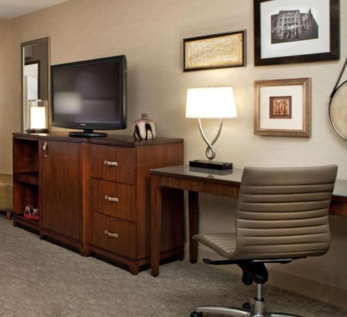 Imagen de la habitación del Hotel Sonesta White Plains Downtown. Foto 15