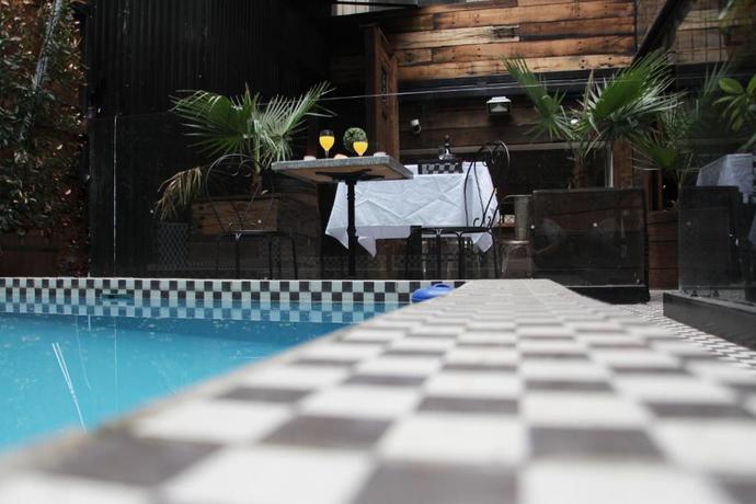 Imagen de la piscina del Hotel Sonetto. Foto 17