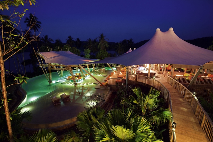 Imagen del bar/restaurante del Hotel Soneva Kiri. Foto 3