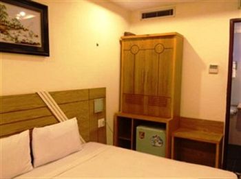 Imagen de la habitación del Hotel Song Anh 1. Foto 7