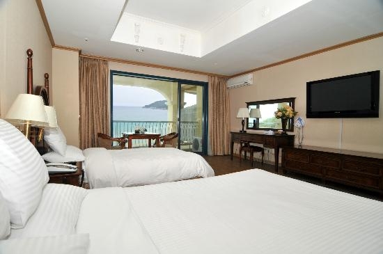 Imagen de la habitación del Hotel Song Jung. Foto 2